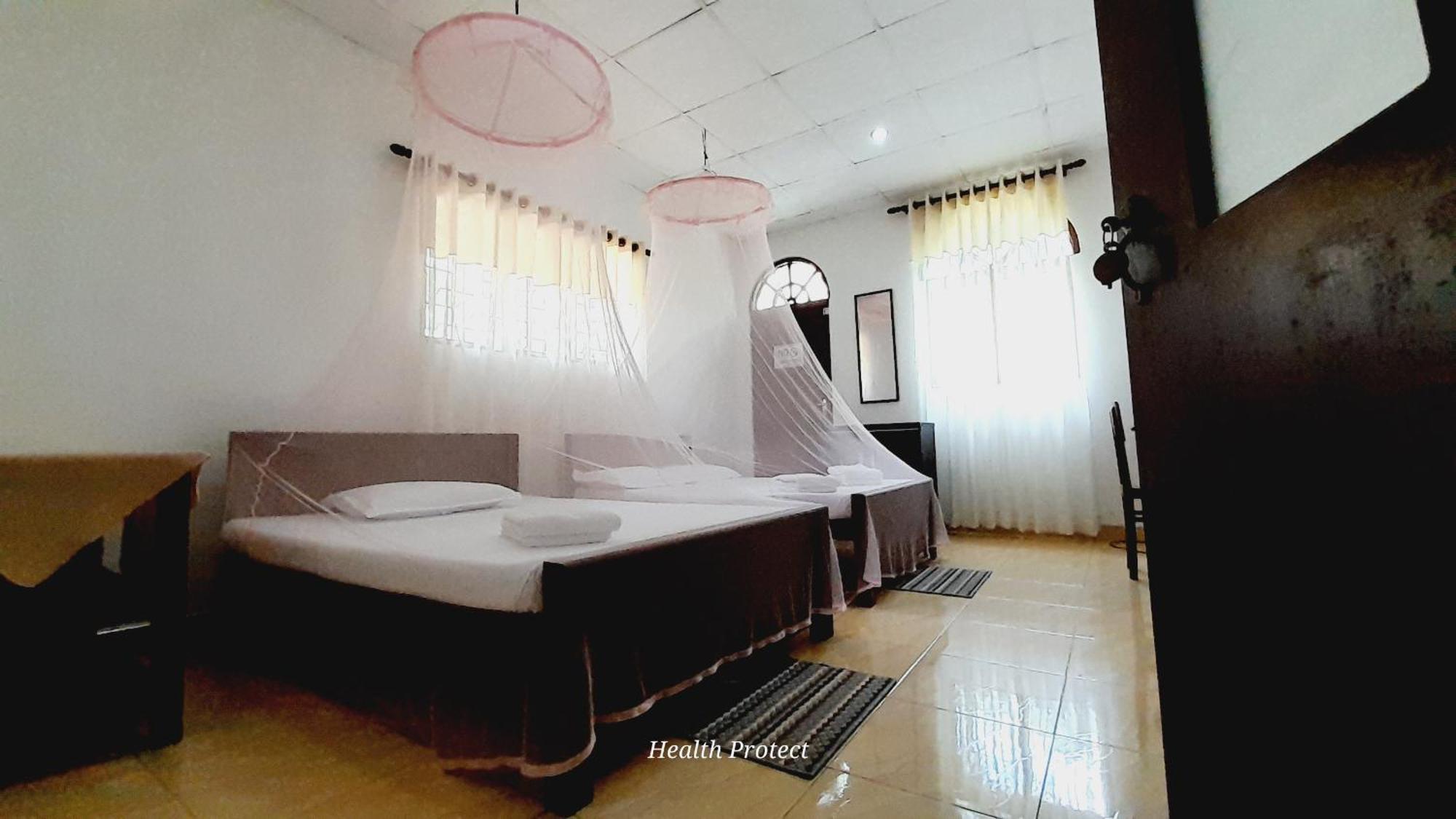 Le Meridien Bnb For Foreign Travelers 尼甘布 外观 照片